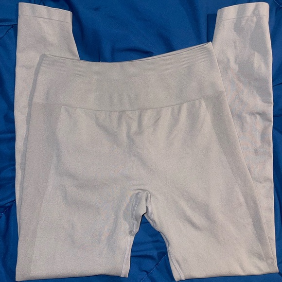 Forthepeach gray sculpt leggings size S - Picture 3 of 4